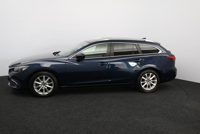 Mazda 6 Sportbreak 2.2D SkyActiv-D 150 Skylease GT /Trekhaak! /LED Koplampen /Keyless Go /Navi /Climat /Cruise /Elek. pakket /Bluetooth /Stoelverw. /17"LMV /Extra getint glas /PDC V+A /Mistlampen /Dakrails.