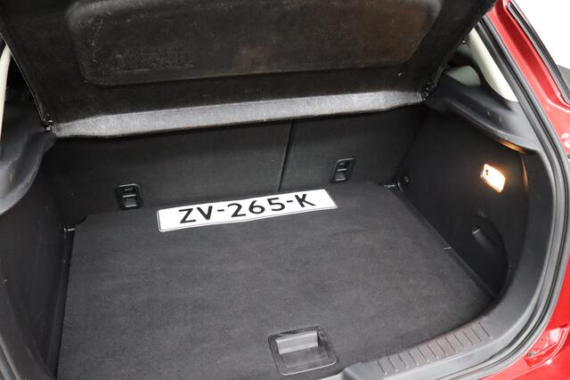 Mazda CX-3 2.0 SkyActiv-G 120 TS+ Automaat | Cruise-control | Trekhaak | Navigatie | Clima | All-season Banden | Dodehoekdetectie | Stoelverwarming