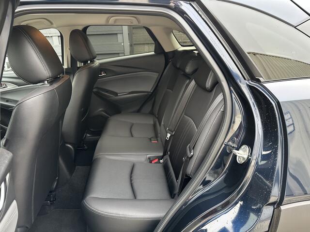Mazda CX-3 2.0 122PK SkyActiv-G 121 Luxury | 1ste eigenaar & Dealeronderhouden | Afn. Trekhaak | Head up | Keyless | Adapt. Cruise | Rondomcamera | Stoel & stuurverwarming | Bose Audio