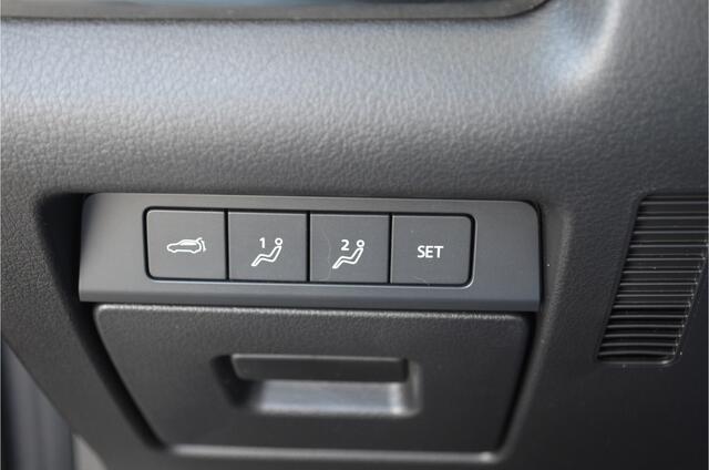 Mazda CX-30 2.0 e-SkyActiv-X M Hybrid Luxury BOSE | Memory stoel | Leer | LED koplamen | Stuur + stoelverwarming | Carplay | a.Camera