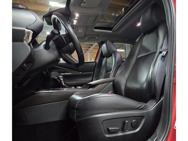 Mazda CX-30 2.0 e-SkyActiv-X M Hybrid Luxury Schuifdak | Leder | Stuur/Stoelverwarming | 12 mnd BOVAG garantie Whatsapp 06-53188999