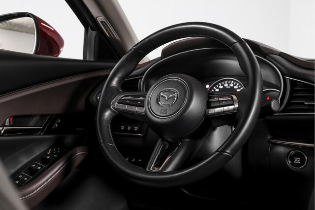 Mazda CX-30 2.0 e-SkyActiv-X M Hybrid Luxury - Automaat | S/K-Dak | Dig. Cockpit | Adapt. Cruise | Stoel-+Stuurverw. | PDC | Camera | NAV + App. Connect | ECC | Elek. Klep | Bose | Afn. Trekhaak || LM 18" |