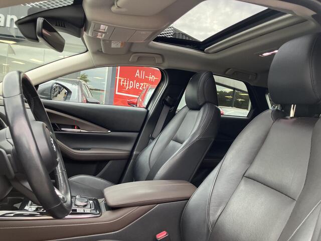 Mazda CX-30 2.0 e-SkyActiv-X M Hybrid Luxury , Automaat, Navi, Adap-Cruise, 360 Camera, HUD, Schuifdak, Leder, Stoel/Stuur Verwarming, Bose, Apple Carplay, Android Auto, LMV PDC, LKA,