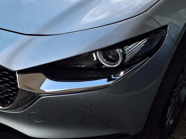 Mazda CX-30 2.0 e-SkyActiv-X M Hybrid Luxury | Apple Carplay/Android Auto | Stoel/stuurverwarming | Elektrische verstelbare stoelen met geheugen | Elektrische achterklep | Adaptief Cruise Control |