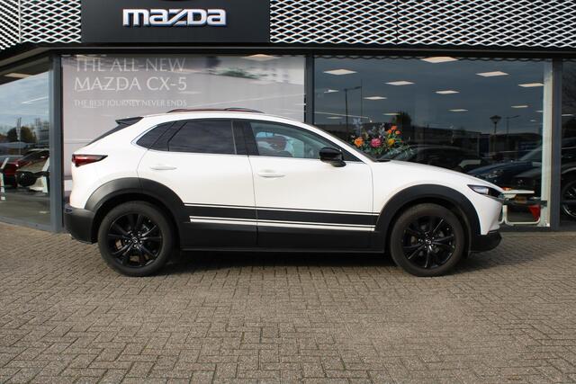 Mazda CX-30 2.0 e-SkyActiv-G 150 Homura , Trekhaak, Navi, Adap.Cruise, Clima, Camera, Apple Carplay, Android Auto, Stoelverwarming, Elek.Achterklep, LMV 18 Inch, PDC, HUD, LKA, BSM