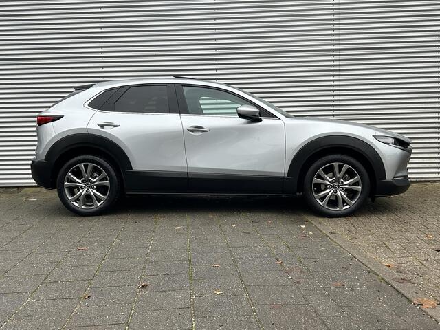 Mazda CX-30 2.0 e-SkyActiv-X M Hybrid Luxury | Trekhaak | Camera | Dealer onderhouden |
