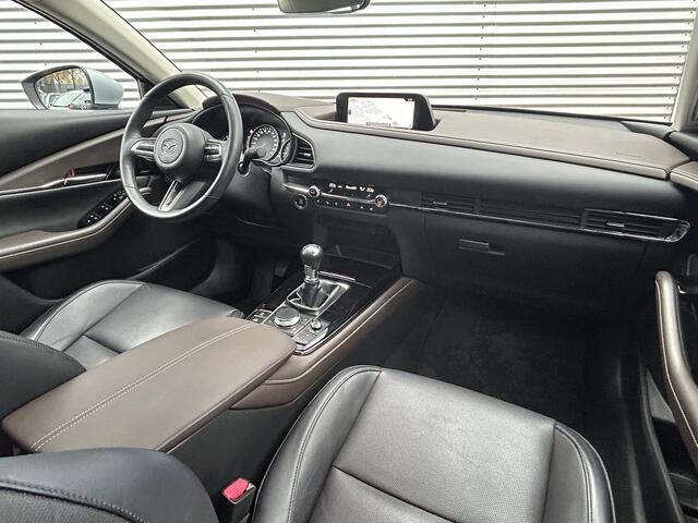 Mazda CX-30 2.0 e-SkyActiv-X M Hybrid Luxury | Trekhaak | Camera | Dealer onderhouden |