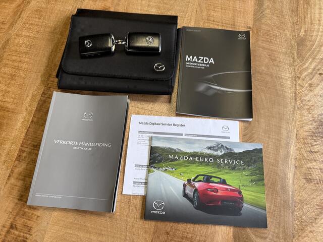 Mazda CX-30 2.0 e-SkyActiv-X M Hybrid Luxury | Nieuw binnen | Zeer luxe | Rijklaar