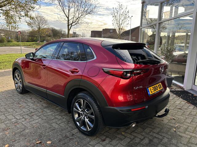 Mazda CX-30 2.0 e-SkyActiv-X M Hybrid Luxury NL-Auto, 1e Eig., Dealer Ondh, Automaat, Navigatie, Apple Carplay/ Android Auto, Bose Audio, A-Rij-Camera, Ad. Cruise Controle, Leer, Stoel verw., Stuur verw., Head-up, All-Seasons, Trekhaak