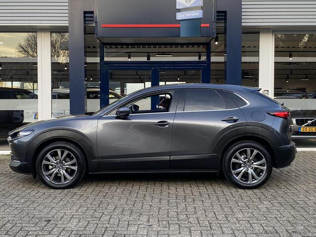 Mazda CX-30 2.0 e-SkyActiv-X M Hybrid Luxury / Automaat / NL-Auto / 1e-Eigenaar / Adaptieve Cruise-Control Stop&Go / Stoelverwarming / Stuurverwarming / Elektr.-Stoelen met Geheugen / Climate-Control / Apple-Carplay & Android-Auto / Head-Up-Display / DAB Radio-Blueto