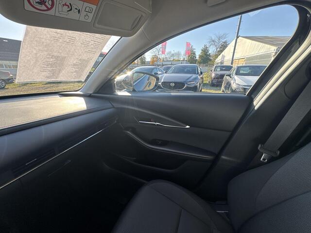 Mazda CX-30 2.0 e-SkyActiv-G M Hybrid Homura | Rijklaar | Apple Carplay | Stoelverwarming | Camera