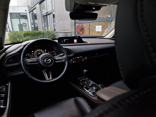 Mazda CX-30 2.0 e-SkyActiv-X 186 M Hybrid Luxury AUTOMAAT | TREKHAAK | LEDER | BOSE |