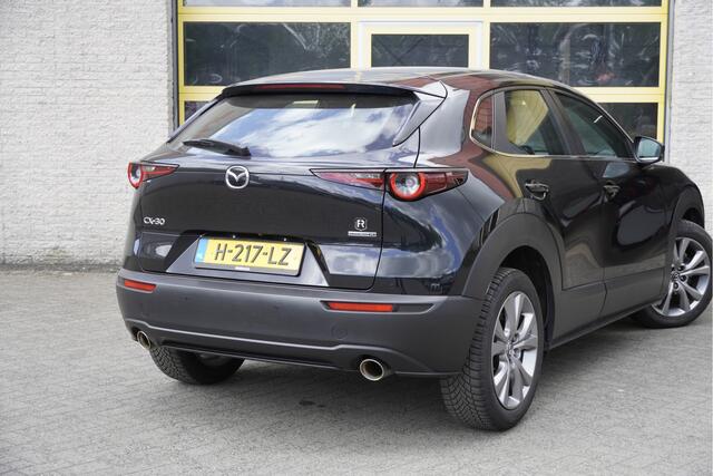 Mazda CX-30 2.0 e-SkyActiv-X M Hybrid 180PK! Comfort BJ2020 Lmv 18" | Led | Pdc | Navi | Keyless entry | Elektrische achterklep | Achteruitrijcamera | Climate control | Cruise control | Verwarmde voorstoelen | Verwarmd stuurwiel | Getint glas