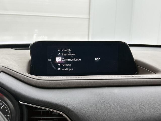 Mazda CX-30 2.0 e-SkyActiv-X M Hybrid Luxury | Zwarte velgen | Zwarte grill | Homura look | Uniek