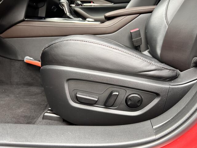 Mazda CX-30 2.0 SkyActiv-X Luxury / I-Activesense / Schuifdak / Full Options