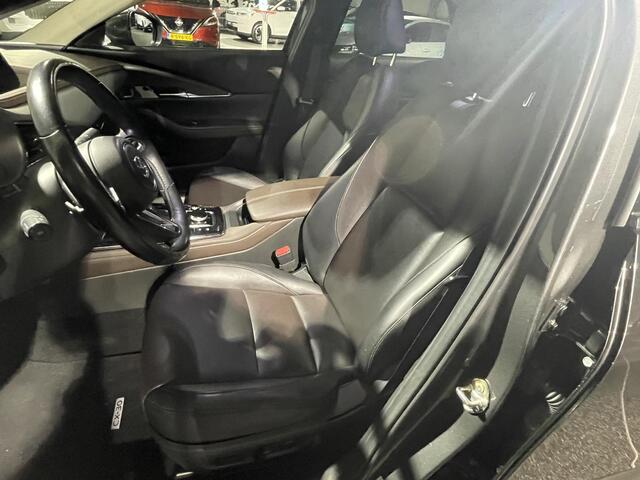 Mazda CX-30 2.0 e-SkyActiv-X M Hybrid Luxury Navigatie | Climate controle | Camera