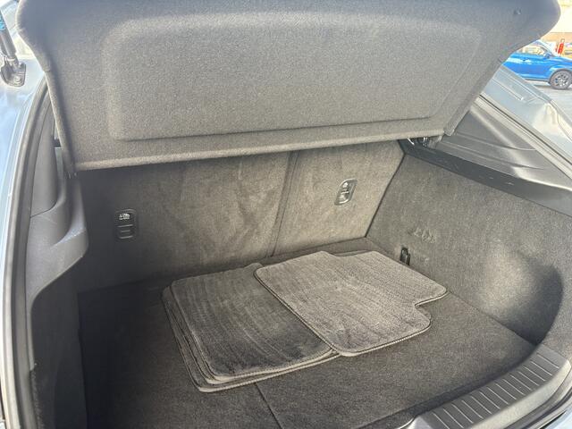 Mazda CX-30 2.0 e-SkyActiv-X M Hybrid Comfort | Trekhaak | Adaptive Cruise Control | Head-up Display | Stoelverwarming |