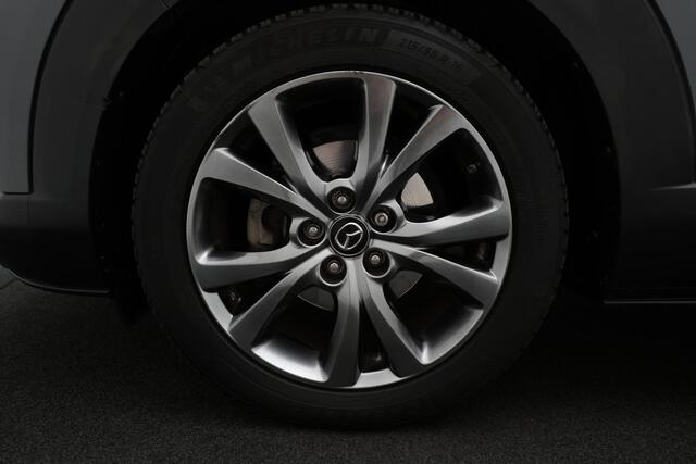 Mazda CX-30 2.0 e-SkyActiv-X Luxury i-Activsense automaat met all-weather banden : dealer onderhouden