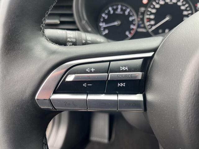 Mazda CX-30 2.0 e-SkyActiv-X M Hybrid Luxury | Trekhaak | Al weather banden |