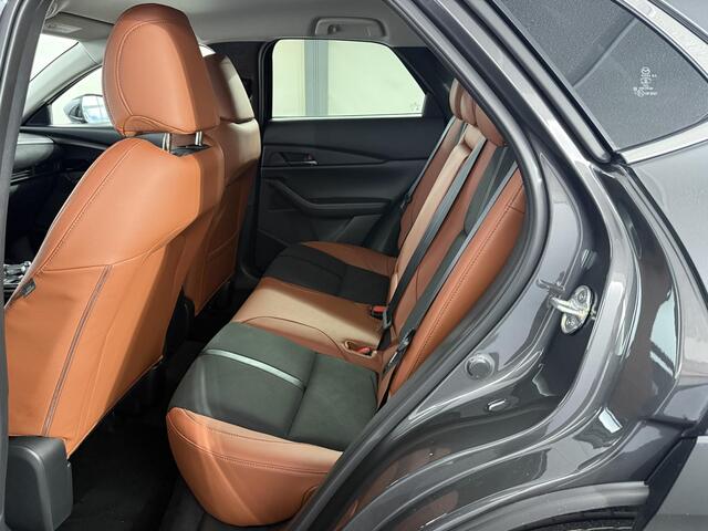 Mazda CX-30 2.5 e-SkyActiv-G M Hybrid Nagisa / Dealer demo / Automaat / Speciale uitvoering /