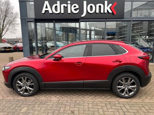 Mazda CX-30 2.0 e-SkyActiv-X M Hybrid Luxury AUTOMAAT | TREKHAAK | LAGE KM STAND 23.223KM | CAMERA | Bose AUDIO | LEDER | HEUD-UP | APPLE/ANDROID | 1e EIGENAAR | NED. AUTO |