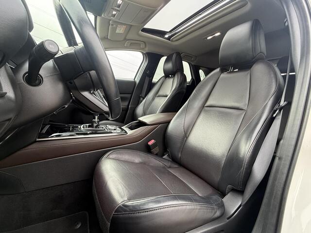 Mazda CX-30 2.0 e-SkyActiv-X M Hybrid Luxury | Adaptieve Cruise Control | Navigatie | Bose Premium Audio | Headup-Display | Lederenbekleding | Stoel Geheugen | Stoel/Stuur Verwarming | Schuif/Kantel Dak |