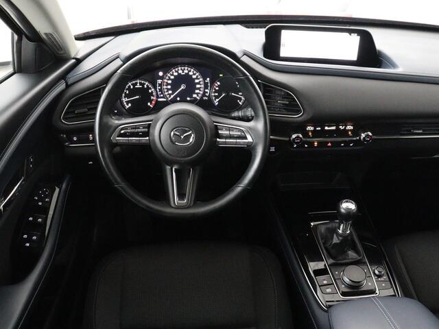 Mazda CX-30 2.0 e-SkyActiv-G M Hybrid Comfort | Stoel & stuurverwarming | Head-Up | Adaptive cruise | Camera | Carplay | Full LED | Navigatie | Climate control | Keyless | DAB