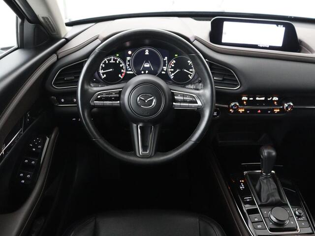 Mazda CX-30 2.0 e-SkyActiv-X M Hybrid Luxury | Leder | Stoelverwarming | Head-Up | Adaptive cruise | Camera | BOSE Sound | Carplay | Navigatie | Keyless | Full LED | Memory | Parkeerhulp