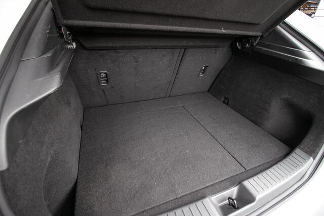 Mazda CX-30 2.0 e-SkyActiv-G 150pk M Hybrid Nagisa | Bose sound systeem | elec.verst stoelen