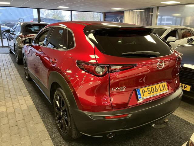Mazda CX-30 2.0 Luxury AWD e-SkyActiv M Hybrid , Automaat, Trekhaak, Leder, 360 Camera, All Season, Clima, Adap.Cruise, Stuur/Stoelverwarming, Apple Carplay, Android Auto, LMV 18 Inch, PDC, LKA, PDC