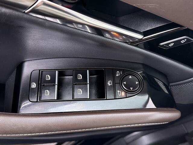 Mazda CX-30 2.0 e-SkyActiv-X M Hybrid Luxury | Trekhaak | Schuifdak | 360 Camera |