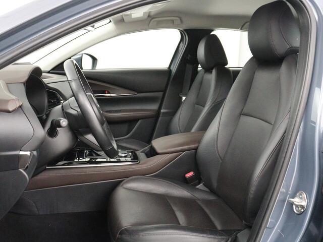 Mazda CX-30 2.0 e-SkyActiv-G M Hybrid Comfort | Leder | Stoel & Stuurverwarming | Adaptive Cruise | Trekhaak | Head-up | Camera