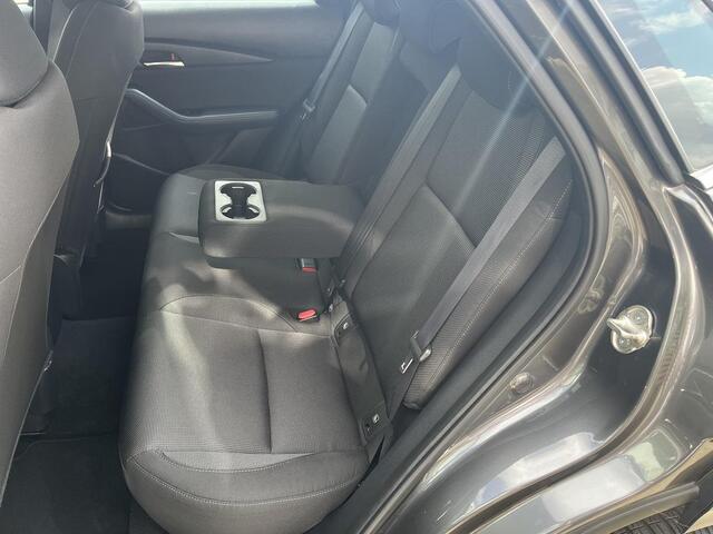 Mazda CX-30 2.0 e-SkyActiv-G M Hybrid Comfort | Rijklaar | Stoel-/Stuur verwarming | Elektr. Achterklep | HUD | All-Season banden