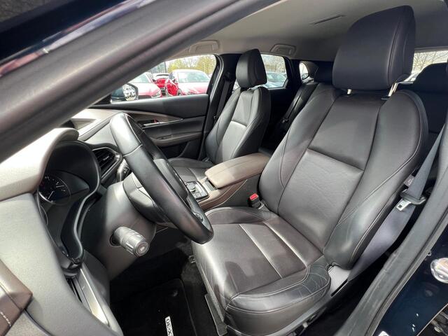 Mazda CX-30 2.0 e-SkyActiv-X M Hybrid Luxury | TREKHAAK | 1E EIG | NED AUTO | LEER | APPLE + ANDROID AUTO | STOEL + STUURVERWARMING | 18INCH |