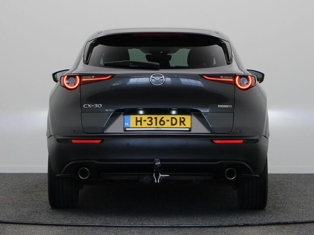 Mazda CX-30 2.0 e-SkyActiv-X M Hybrid Luxury | Trekhaak | Head-up display | elektrische verstelbare stoelen | Stoel-stuurverwarming