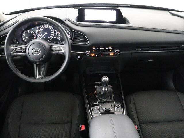 Mazda CX-30 2.0 e-SkyActiv-X M Hybrid Comfort | Trekhaak | Head-Up | Stoelverwarming | Carplay | Camera | Adaptive cruise | Navigatie | Stuurverwarming | Side Assist | Keyless | Full LED