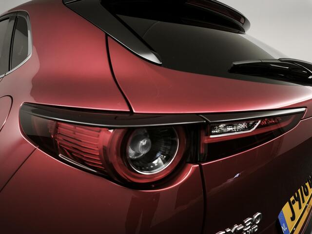 Mazda CX-30 2.0 e-SkyActiv-X M Hybrid AWD Luxury 180PK | Trekhaak | Cruise Control Adaptief | Navigatie | Achteruitrijcamera | Stoelverwarming