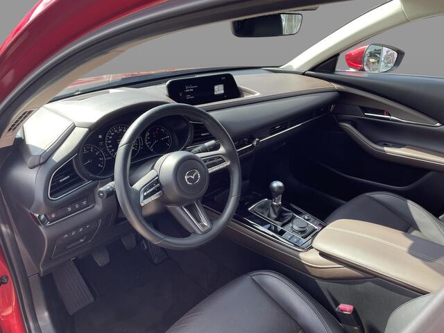 Mazda CX-30 2.0 e-SkyActiv-X M Hybrid Comfort Leder, Camera, All Season, Adap.Cruise, Stoel/Stuurverwarming, Clima, Navi, Apple Carplay, Android Auto, LMV 18 Inch, PDC, LKA,