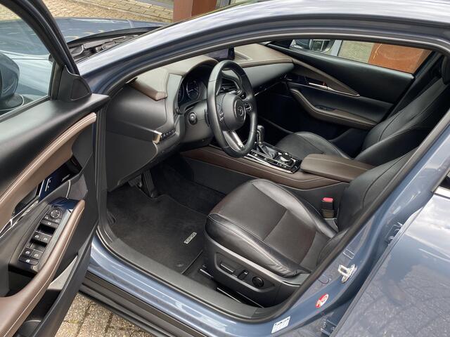 Mazda CX-30 2.0 e-SkyActiv-X M Hybrid Luxury