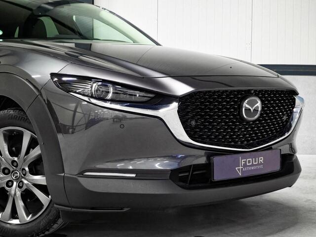 Mazda CX-30 2.0 e-SkyActiv-X M Hybrid Luxury | Trekhaak | BOSE | HUD | Topview | Winter | Nw banden + beurt |