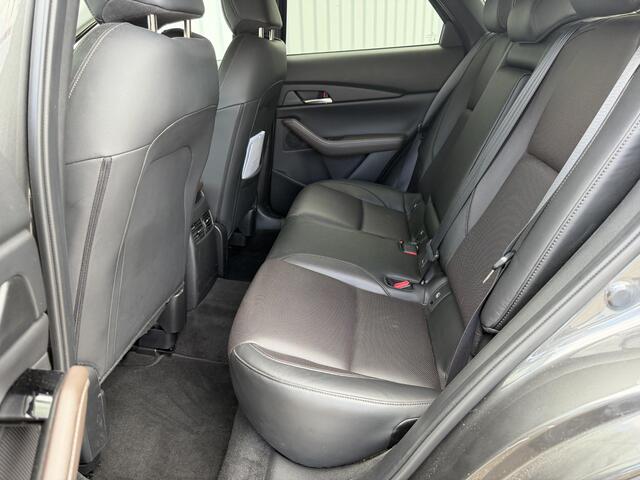 Mazda CX-30 2.0 e-SkyActiv-X M Hybrid Luxury | Afneembare Trekhaak | Bose-Audio | Leder | Cruise Control Adaptief | 360 Graden Camera
