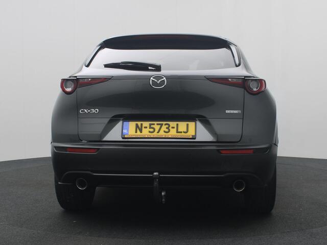 Mazda CX-30 2.0 e-SkyActiv-X Luxury i-Activesense automaat met afneembare trekhaak : dealer onderhouden