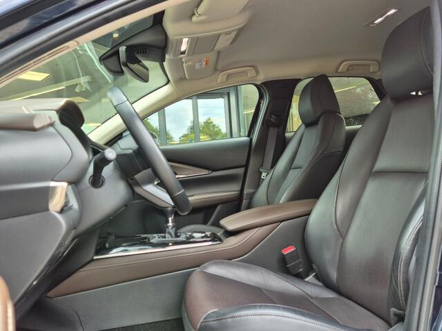 Mazda CX-30 E-SKYACTIV-X 2.0 186 6MT LUXURY / Trekhaak