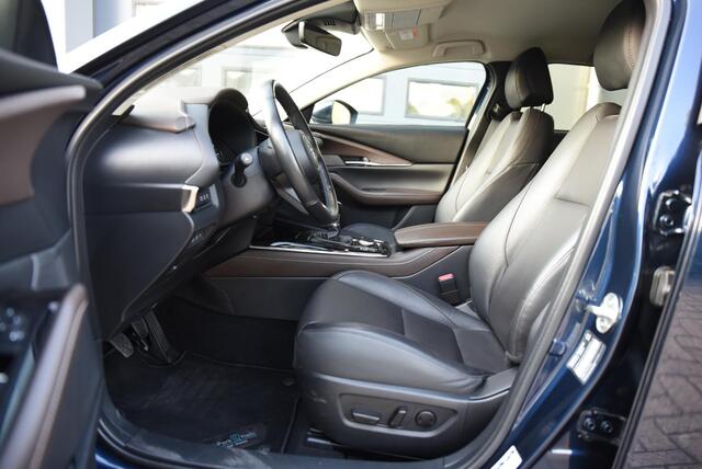 Mazda CX-30 2.0 e-SkyActiv-G M Hybrid Luxury