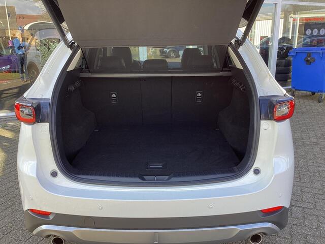 Mazda CX-5 2.0 e-SkyActiv-G M Hybrid 165 Newground 1e Eig., Dealer ond., Leer/ Alcantara, Elektr. stoelen, Elektr. a.klep, Keyless, Stoel & Stuurverw., Carplay/ Android Auto