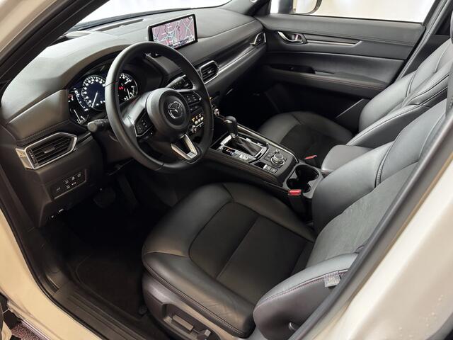 Mazda CX-5 2.0 E SkyActiv MHEV 165 HOMURA BLACKLINE PACK LEER/ALCANTARA ELEK.KLEP ADAP.CRUISE 19''LMV HEAD-UP 360.CAMERA FULL LED CARPLAY NAVI STOEL/STUUR VERW. BOSE 07/2024