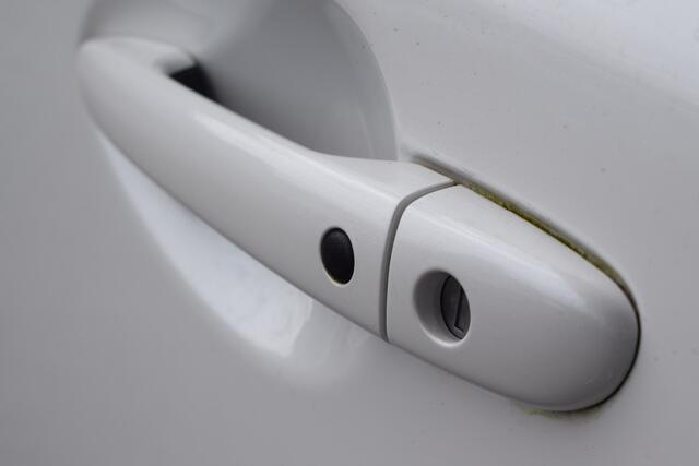 Mazda CX-5 2.0 SkyActiv-G 165 Luxury - Afneembare trekhaak - Dealer onderhouden