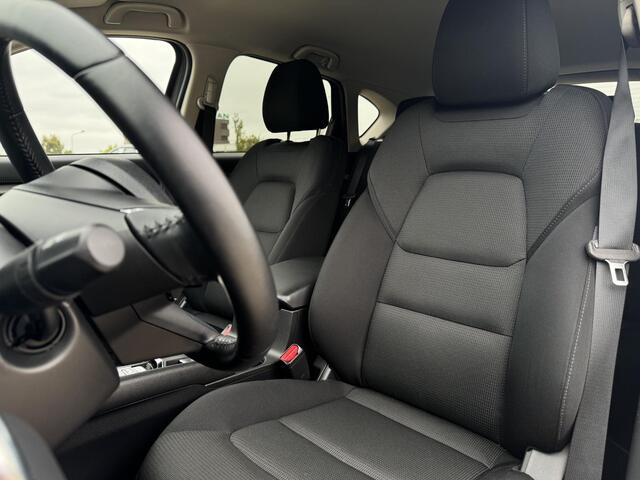 Mazda CX-5 2.0 SkyActiv-G 165 Comfort | Stoel/stuur verwarming | Trekhaak | All-season banden | Achteruitrijcamera | Navigatie | Keyless entry/start |