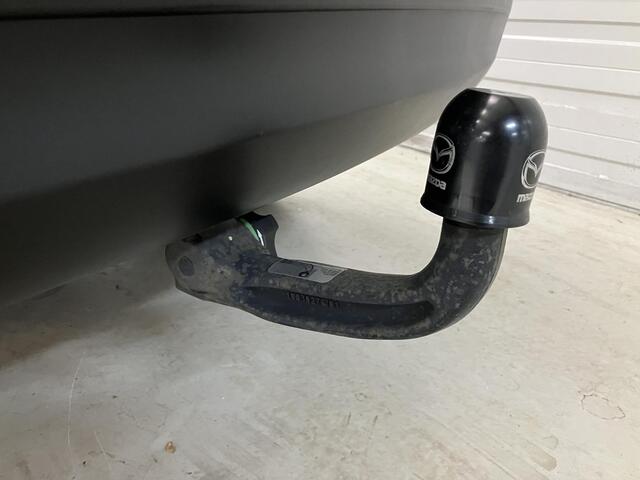 Mazda CX-5 2.0 SkyActiv-G 165 Business Luxury / Eerste Eigenaar / Trekhaak 2000 KG / Lederen Bekleding / Memory Seats / HUD / Bose Audio / Stoelverwarming en Ventilatie / Navigatie / Camera /