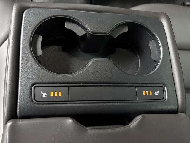 Mazda CX-5 2.5 SkyActiv-G 194 GT-M 4WD / Stoelverwarming voor en achter / Trekhaak (2000kg) / Stuurwiel verwarming / Cruise Control / Lederen bekleding / All-season banden /